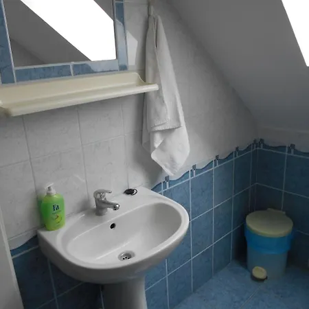 Bed & Breakfast Tolgyfa Vendeglo Es Panzio