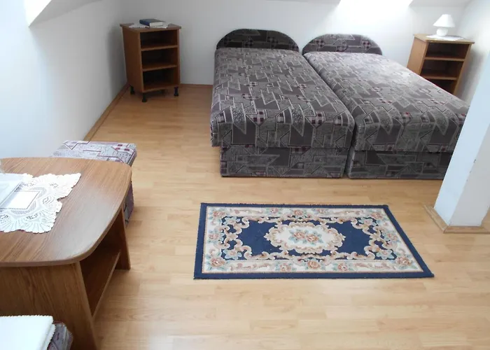Tolgyfa Vendeglo Es Panzio Bed & Breakfast Palhaza