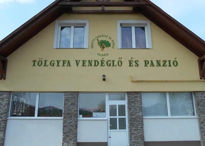 Tolgyfa Vendeglo Es Panzio *