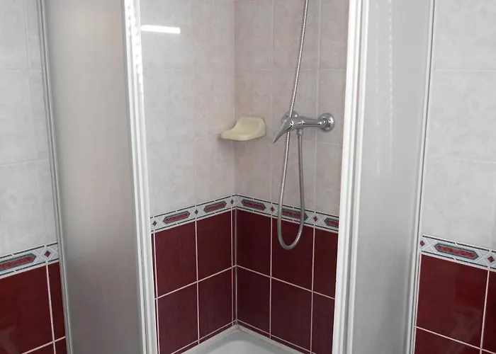 Bed & Breakfast Tolgyfa Vendeglo Es Panzio Palhaza